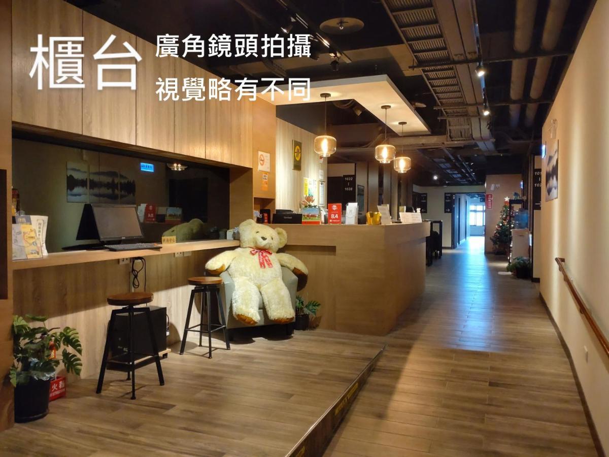 Honest & Warm Hotel Taoyuan Exteriör bild
