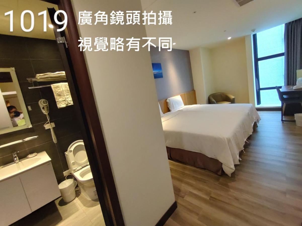 Honest & Warm Hotel Taoyuan Exteriör bild