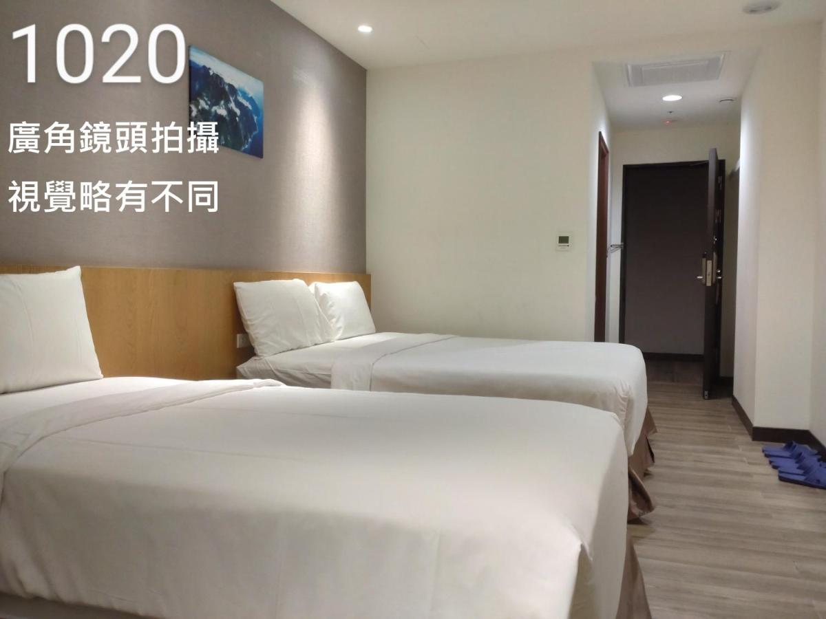 Honest & Warm Hotel Taoyuan Exteriör bild