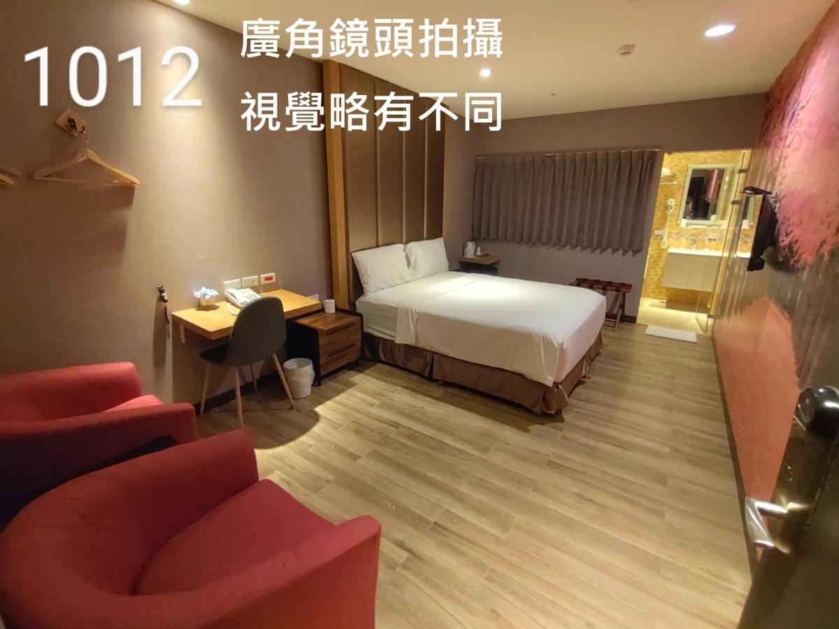 Honest & Warm Hotel Taoyuan Exteriör bild